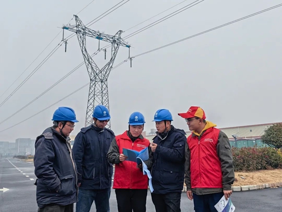 国网信阳供电公司：高效保障充电桩项目建设